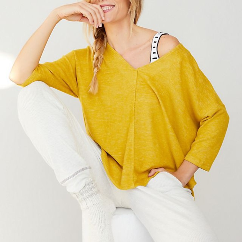 NWT Saturday Sunday by Anthropologie Georgie VNeck Medium